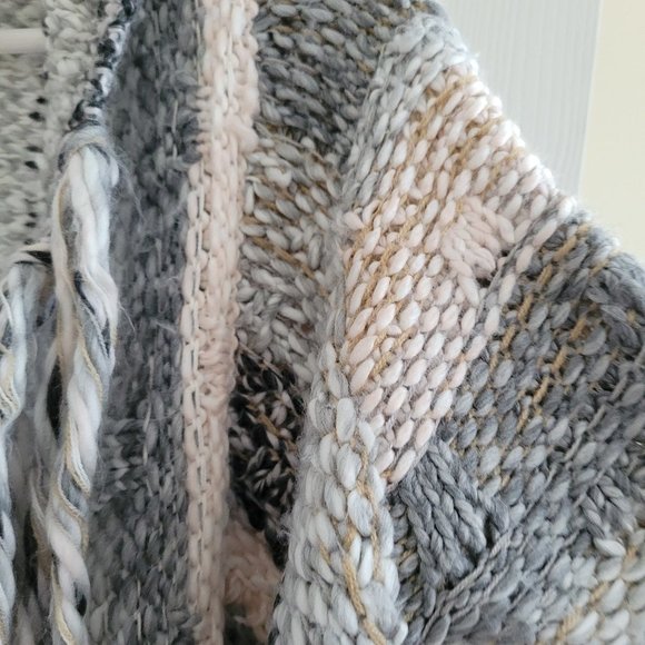 Bethany Mota Special Edition Bohemian Sweater Cardigan Size S - Picture 3 of 11